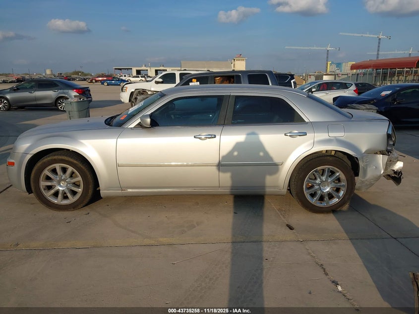 2007 Chrysler 300 Touring VIN: 2C3KA53G77H611469 Lot: 43735258