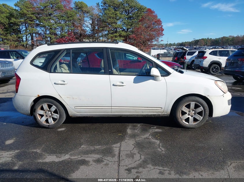 2007 Kia Rondo Lx V6 VIN: KNAFG526577112652 Lot: 43735328