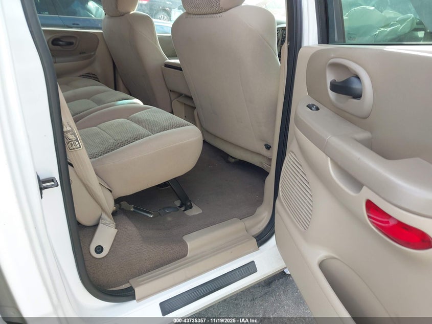 2002 Ford F-150 Lariat/Xlt VIN: 1FTRW07672KB51442 Lot: 43735357