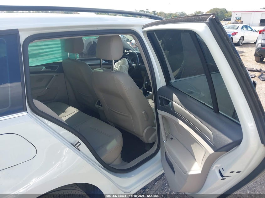 2015 Volkswagen Golf Sportwagen Tdi Se 4-Door VIN: 3VWCA7AU2FM512382 Lot: 43735431