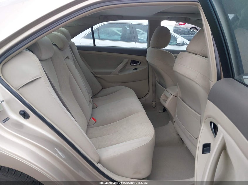 2008 Toyota Camry Le VIN: 4T1BE46K28U261303 Lot: 43735490