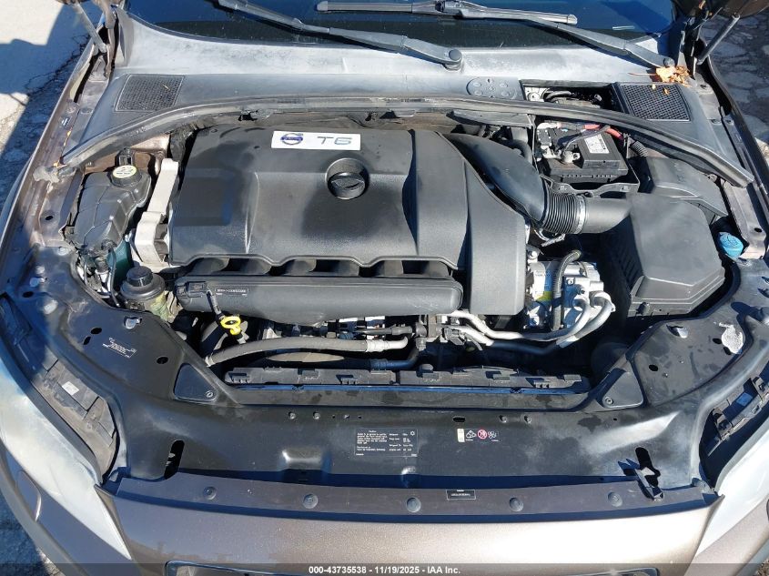 2013 Volvo Xc70 T6/T6 Platinum/T6 Premier Plus VIN: YV4902BZ4D1153301 Lot: 43735538