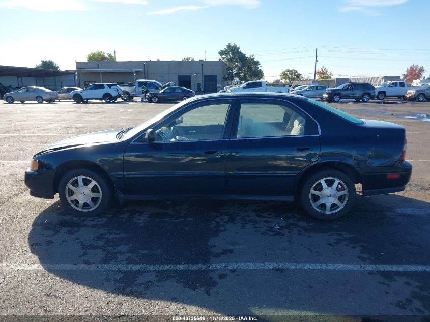 1995 Honda Accord Ex VIN: 1HGCD565XSA158037 Lot: 43735546