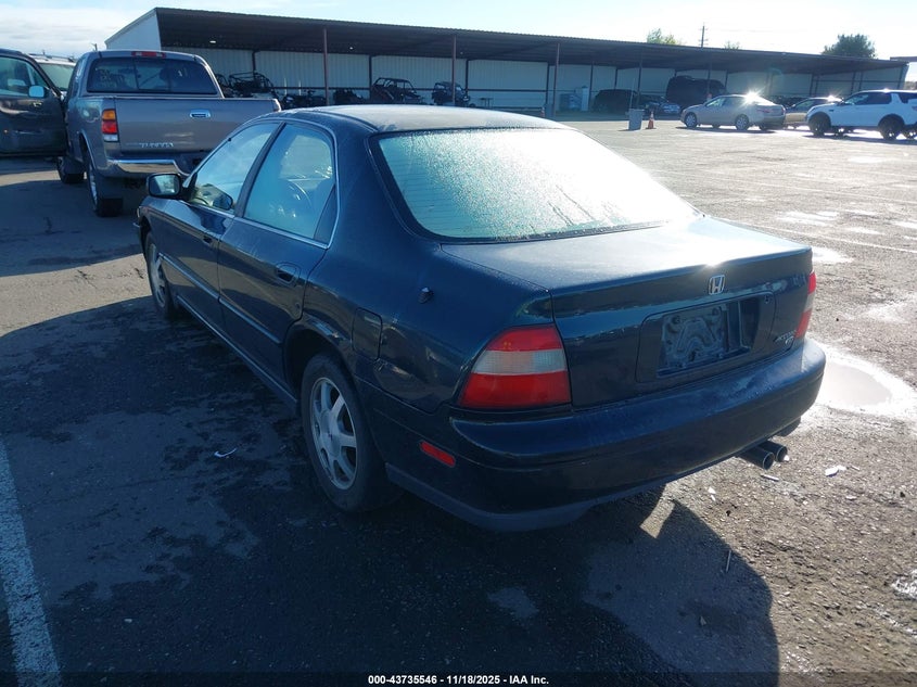 1HGCD565XSA158037 1995 HONDA ACCORD photo no. 3