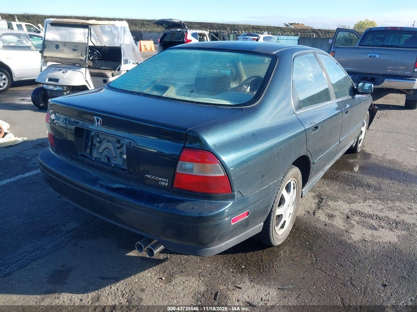 1HGCD565XSA158037 1995 HONDA ACCORD photo no. 4