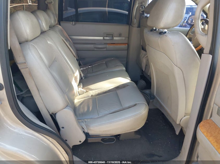 2008 Chrysler Aspen Limited VIN: 1A8HX58228F142000 Lot: 43735548