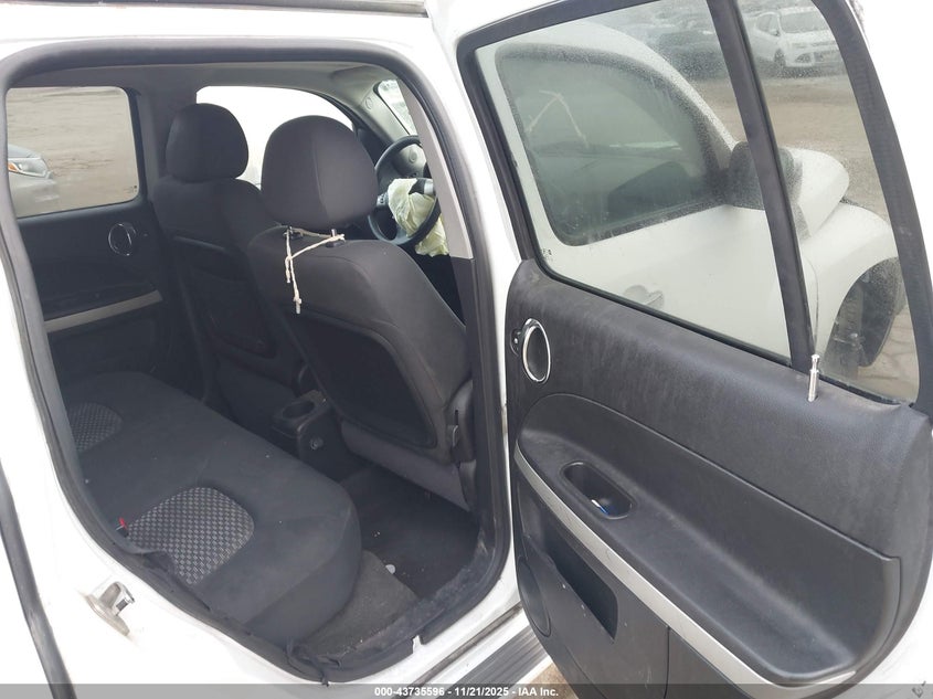 2008 Chevrolet Hhr VIN: 3GNDA23D08S599843 Lot: 43735596