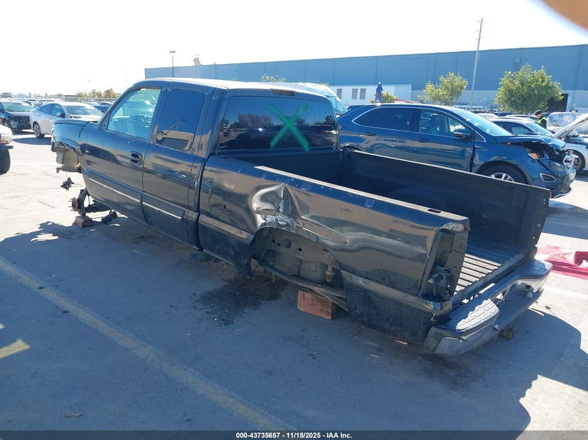 2GCEC19T031308553 2003 CHEVROLET SILVERADO photo no. 3