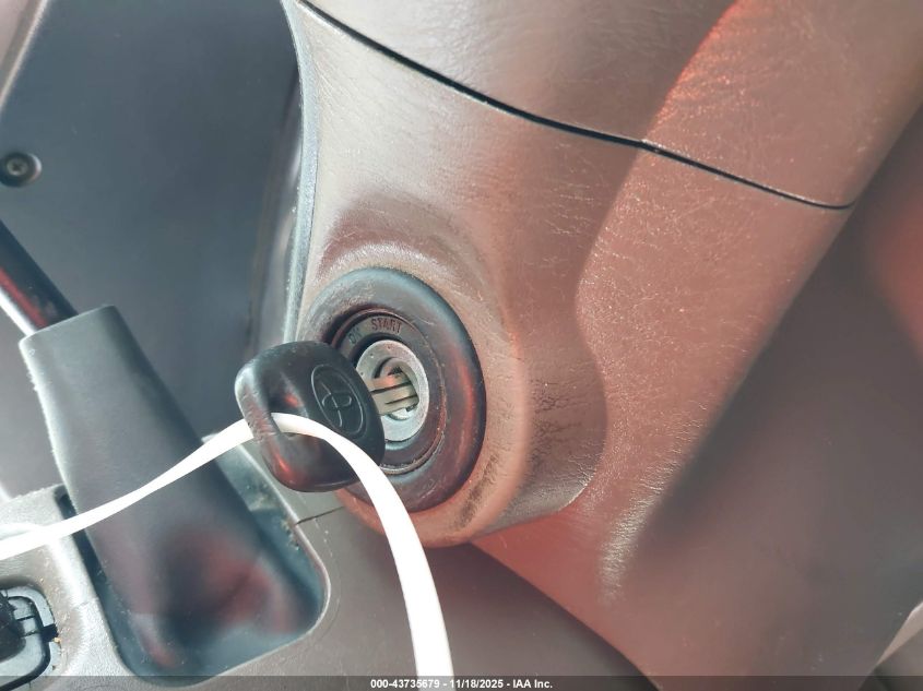 2006 Toyota Sequoia Limited V8 VIN: 5TDBT48A56S272327 Lot: 43735679