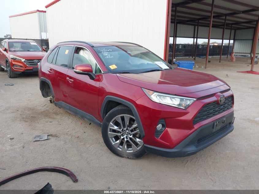 TOYOTA RAV4 XLE PREMIUM