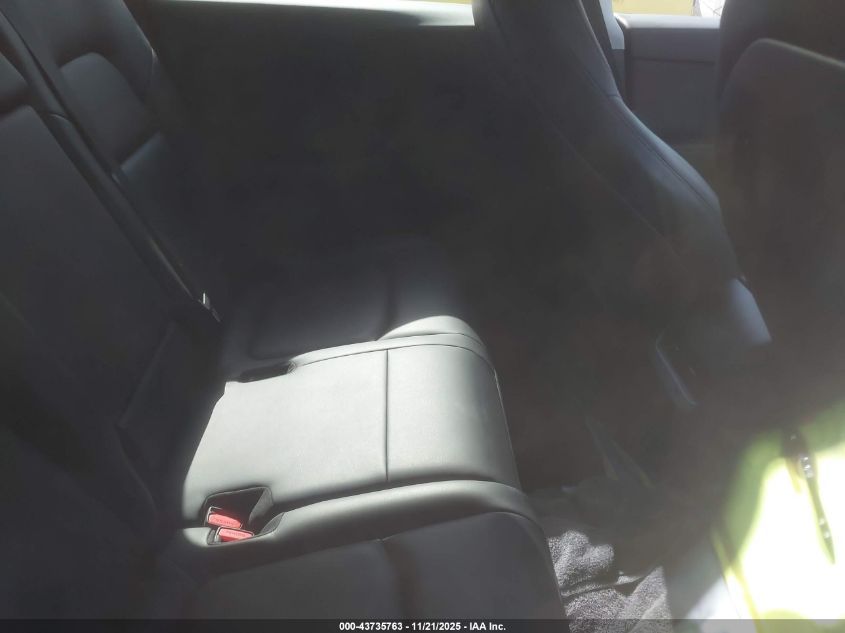 2024 Tesla Model Y Long Range Dual Motor All-Wheel Drive VIN: 7SAYGAEE7RF084053 Lot: 43735763