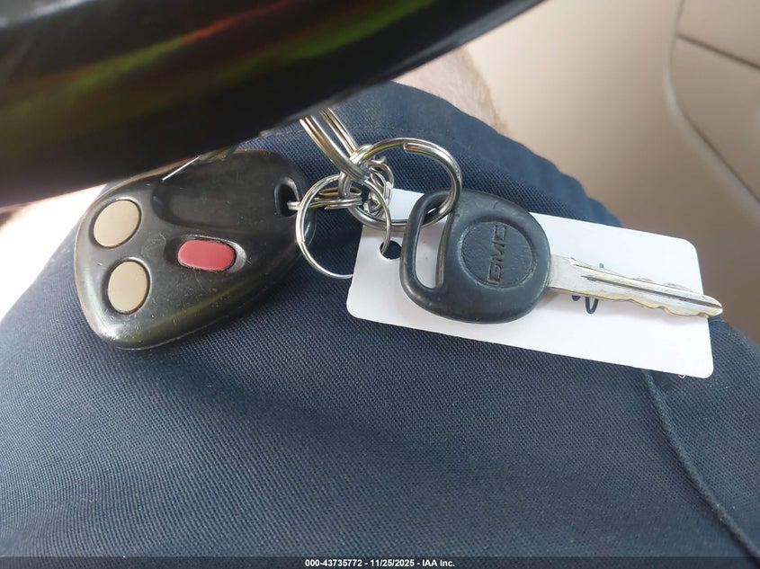 2004 GMC Yukon Sle VIN: 1GKEK13V34J237485 Lot: 43735772