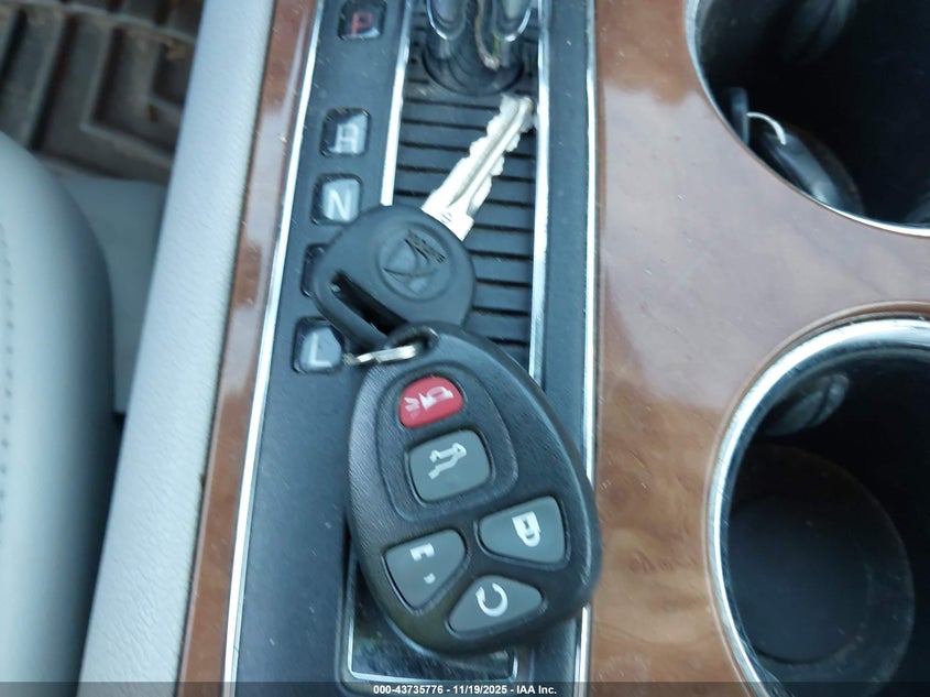 2007 Saturn Outlook Xr VIN: 5GZEV23717J161133 Lot: 43735776