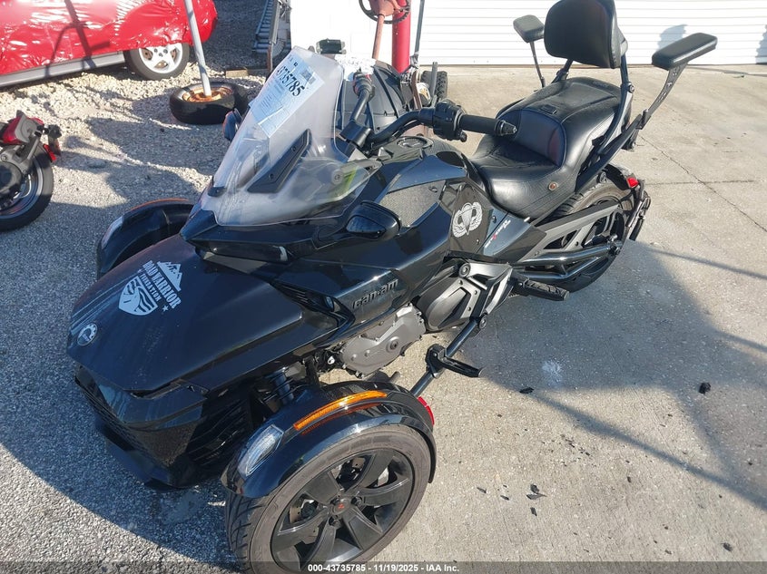 2BXRDDE28MV000554 2021 CAN-AM/ BRP SPYDER photo no. 2