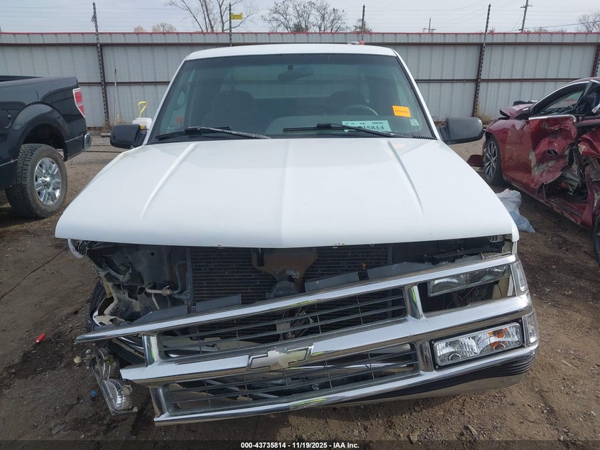 1996 Chevrolet Gmt-400 C1500 VIN: 2GCEC19M6T1112240 Lot: 43735814