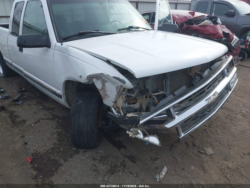 1996 Chevrolet Gmt-400 C1500 VIN: 2GCEC19M6T1112240 Lot: 43735814