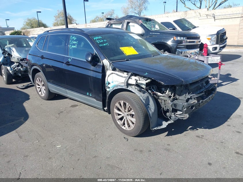 VOLKSWAGEN TIGUAN 2.0T SE/2.0T SEL