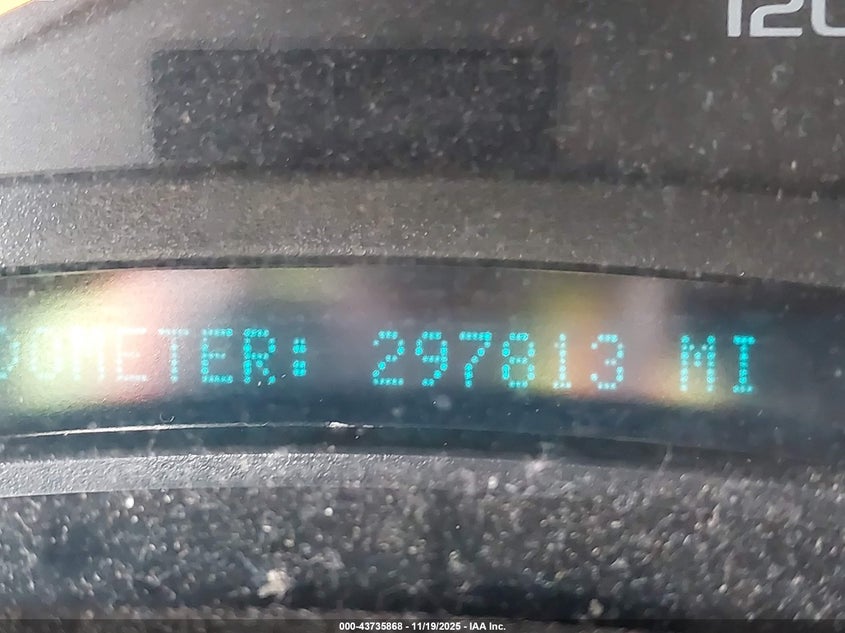 2005 Chevrolet Tahoe Lt VIN: 1GNEC13T25R158763 Lot: 43735868