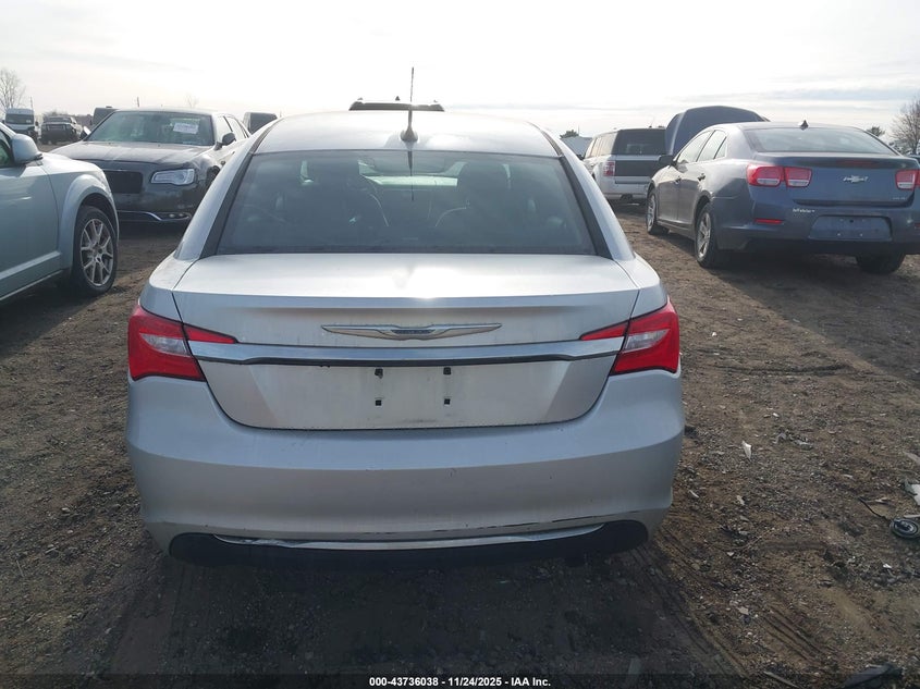 2011 Chrysler 200 Touring VIN: 1C3BC1FB8BN532864 Lot: 43736038