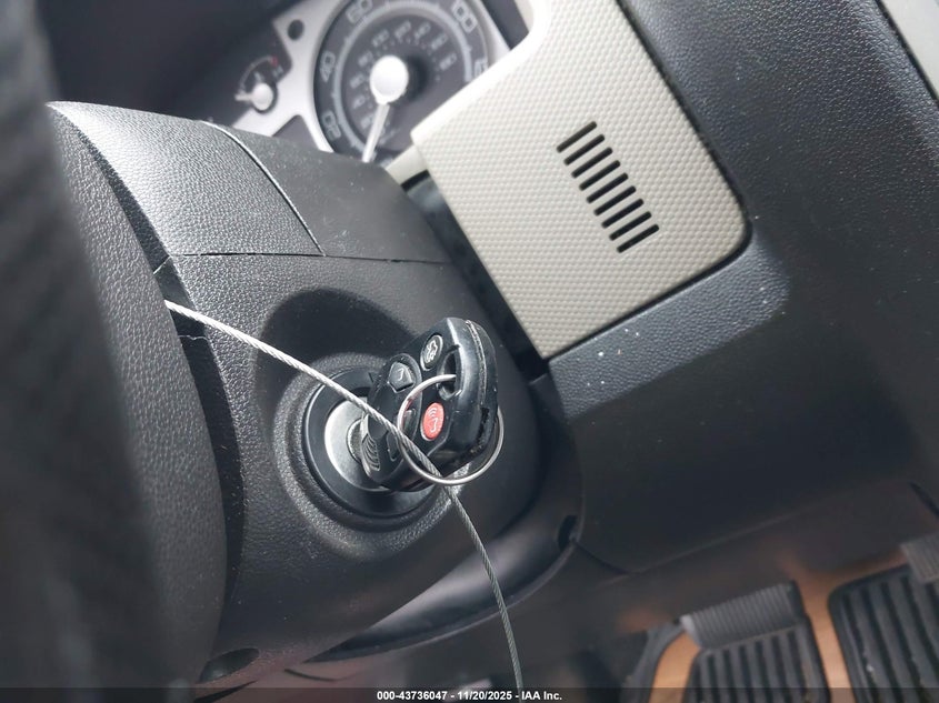 2008 Mercury Mariner I4 VIN: 4M2CU81Z58KJ21114 Lot: 43736047