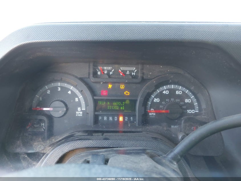 2014 Ford E-350 Cutaway VIN: 1FDWE3FL8EDA78553 Lot: 43736098