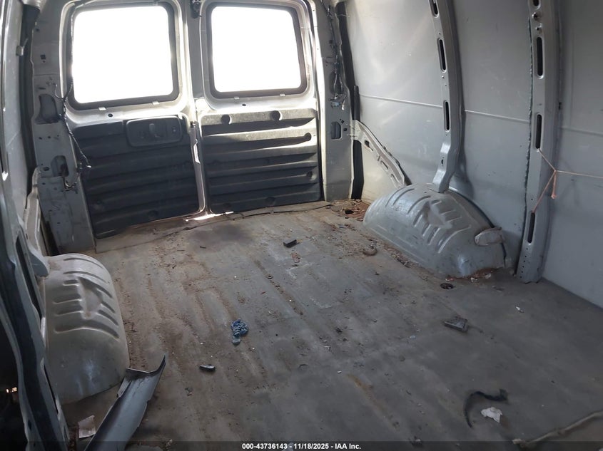 2008 Chevrolet Express Work Van VIN: 1GCGG25C981158237 Lot: 43736143