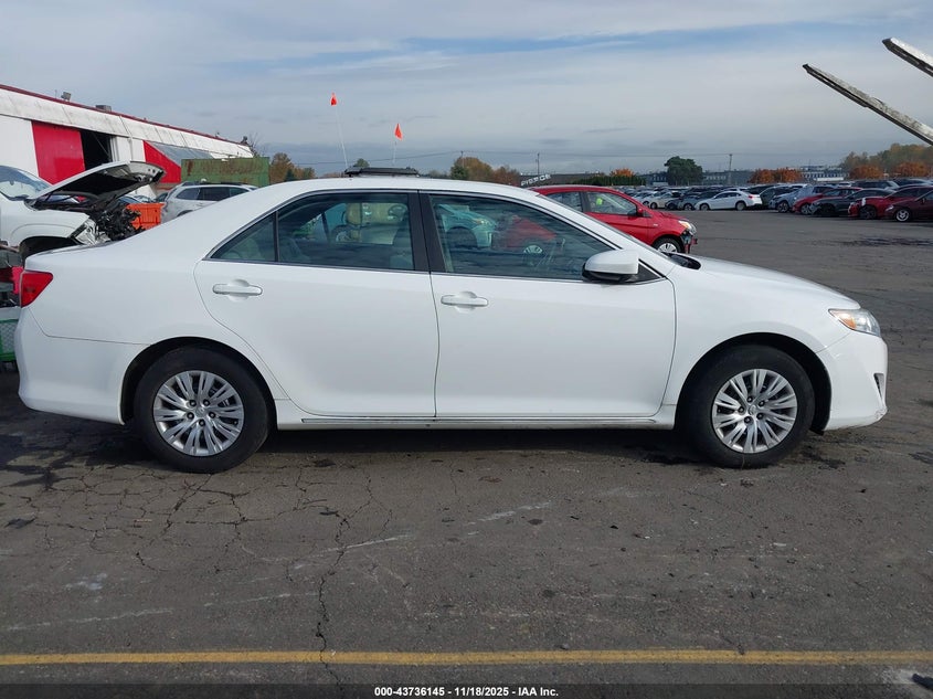4T4BF1FK3ER397212 2014 TOYOTA CAMRY photo no. 12