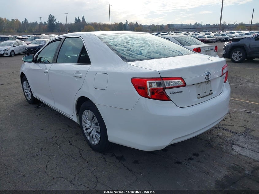 4T4BF1FK3ER397212 2014 TOYOTA CAMRY photo no. 3