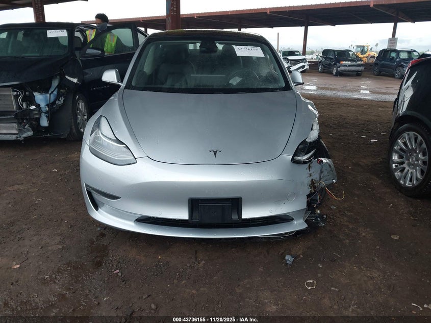 2018 Tesla Model 3 Long Range/Mid Range VIN: 5YJ3E1EA1JF037454 Lot: 43736155