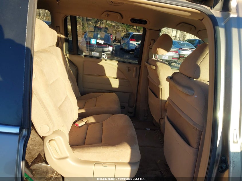 2005 Honda Odyssey Ex VIN: 5FNRL38425B009816 Lot: 43736183