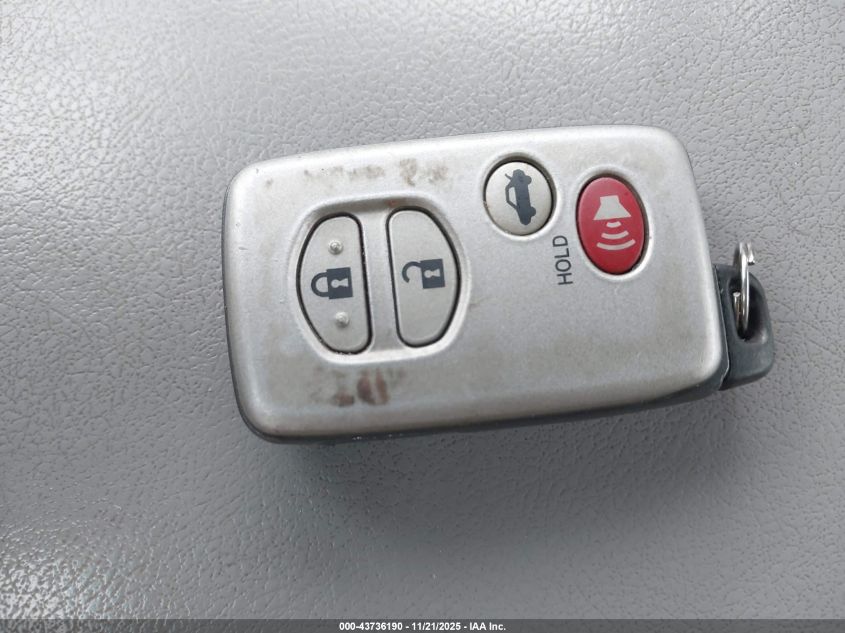 2007 Toyota Camry Hybrid VIN: JTNBB46K073037394 Lot: 43736190