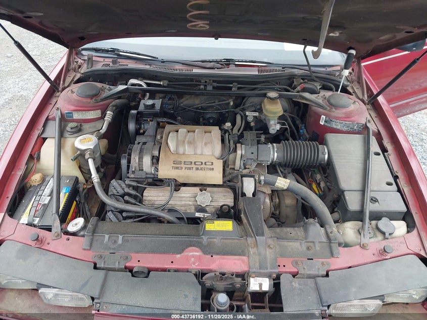 1992 Oldsmobile Toronado Trofeo VIN: 1G3EV13L2NU301548 Lot: 43736192