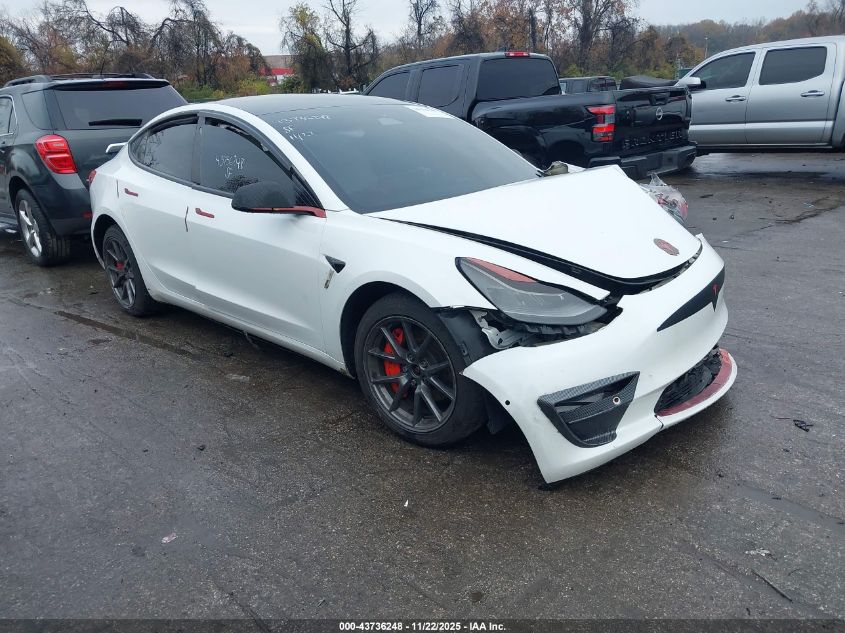 TESLA MODEL 3 LONG RANGE DUAL MOTOR ALL-WHEEL DRIVE