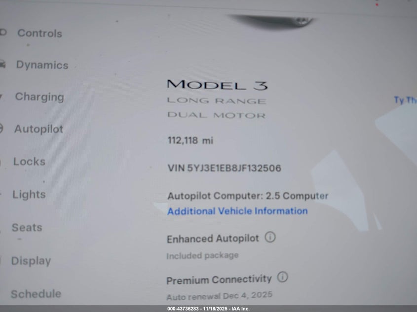 2018 Tesla Model 3 Long Range/Performance VIN: 5YJ3E1EB8JF132506 Lot: 43736283