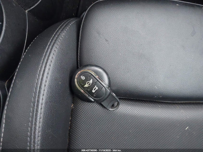 2017 Mini Hardtop Cooper S VIN: WMWXU3C55H2D33032 Lot: 43736306