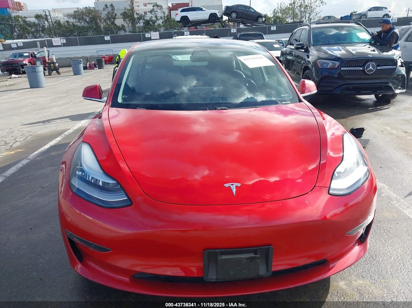 2018 Tesla Model 3 Long Range/Performance VIN: 5YJ3E1EB8JF120016 Lot: 43736341