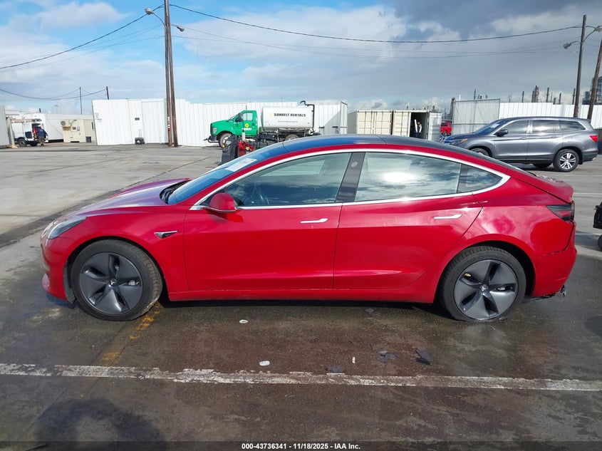 2018 Tesla Model 3 Long Range/Performance VIN: 5YJ3E1EB8JF120016 Lot: 43736341