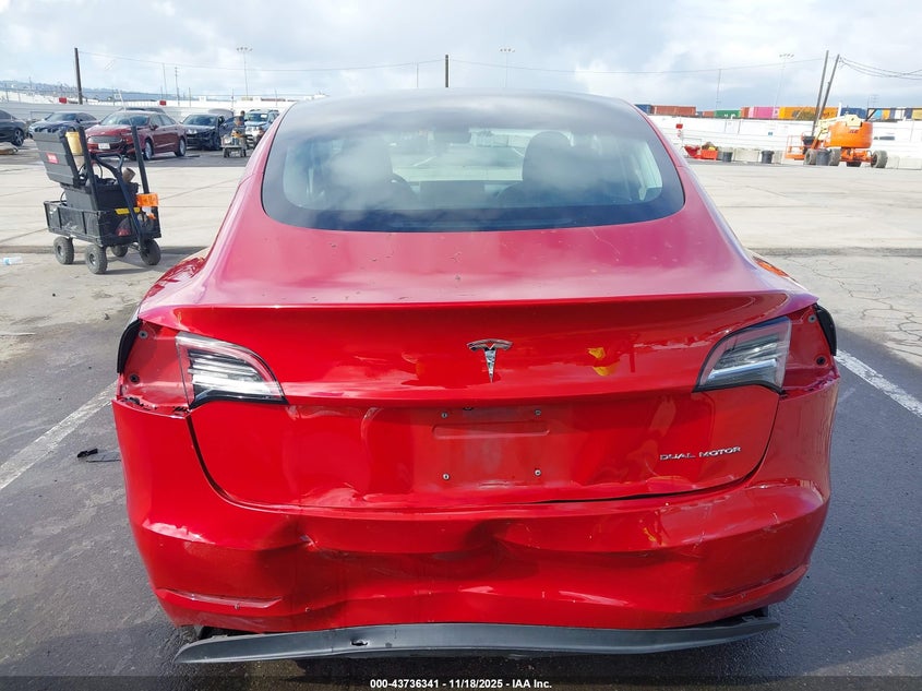 2018 Tesla Model 3 Long Range/Performance VIN: 5YJ3E1EB8JF120016 Lot: 43736341