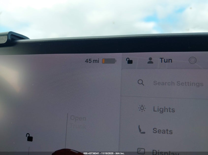 2018 Tesla Model 3 Long Range/Performance VIN: 5YJ3E1EB8JF120016 Lot: 43736341