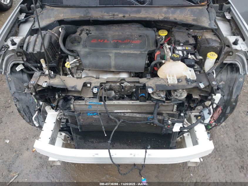 2018 Jeep Compass Sport 4X4 VIN: 3C4NJDAB4JT230266 Lot: 43736366