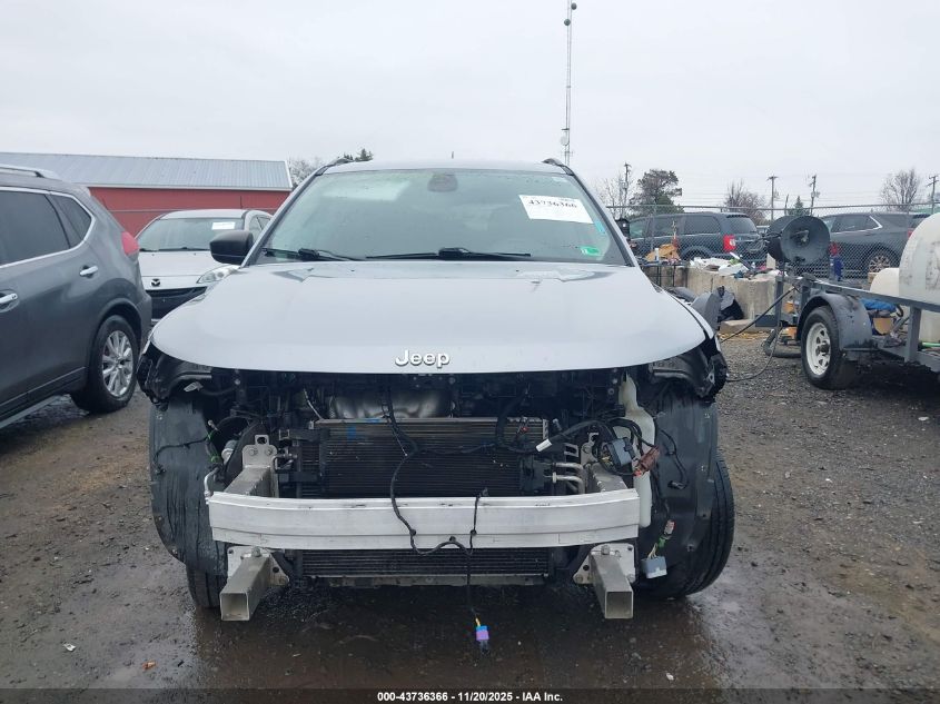 2018 Jeep Compass Sport 4X4 VIN: 3C4NJDAB4JT230266 Lot: 43736366