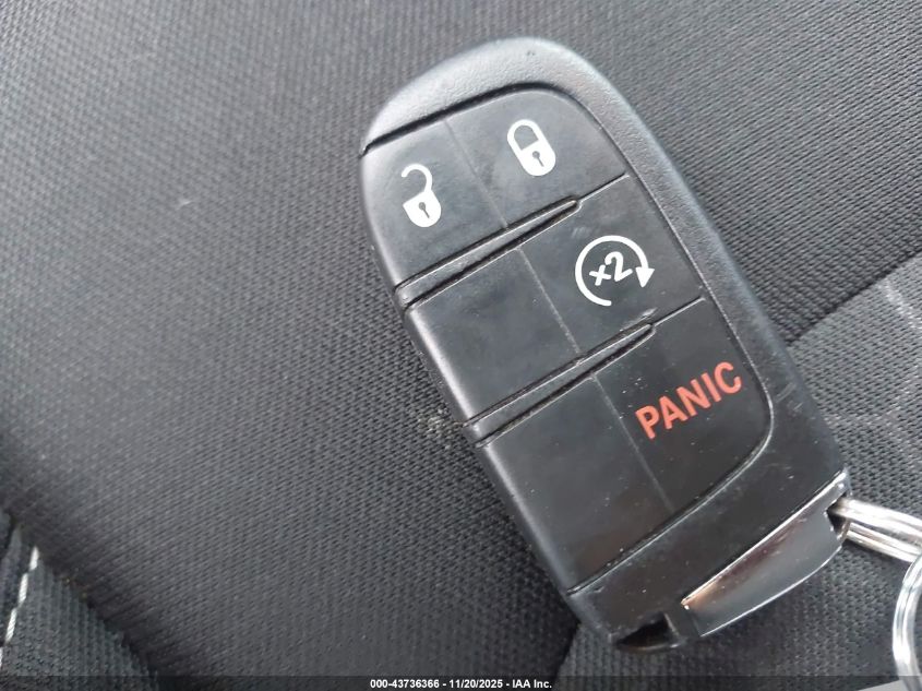 2018 Jeep Compass Sport 4X4 VIN: 3C4NJDAB4JT230266 Lot: 43736366