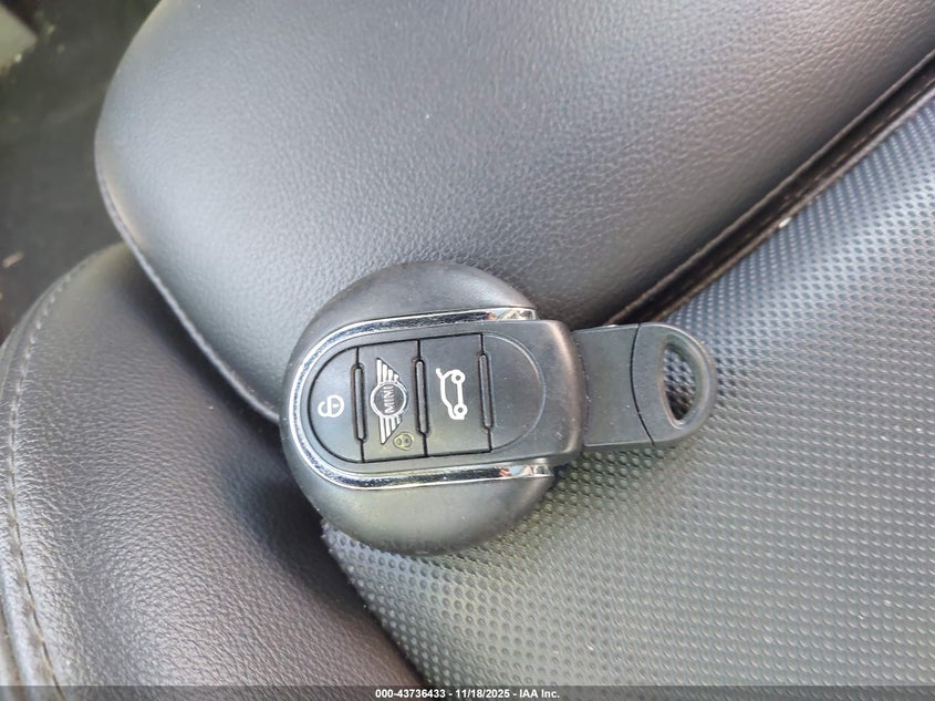 2022 Mini Hardtop Cooper S VIN: WMW53DK0XN2R37710 Lot: 43736433