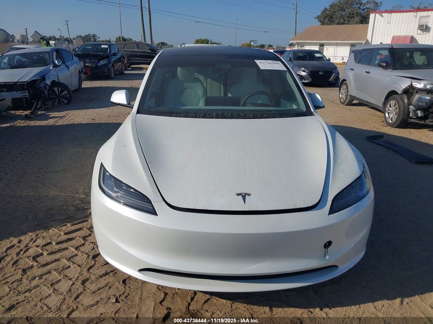 2025 Tesla Model 3 Long Range All-Wheel Drive VIN: 5YJ3E1EB5SF888425 Lot: 43736444