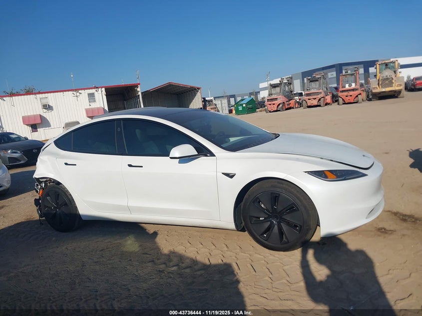 2025 Tesla Model 3 Long Range All-Wheel Drive VIN: 5YJ3E1EB5SF888425 Lot: 43736444