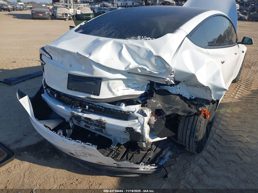 2025 Tesla Model 3 Long Range All-Wheel Drive VIN: 5YJ3E1EB5SF888425 Lot: 43736444