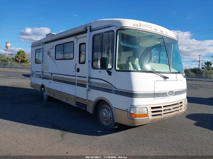 3FCLF53S2YJA07922 2000 FORD F550 photo no. 4