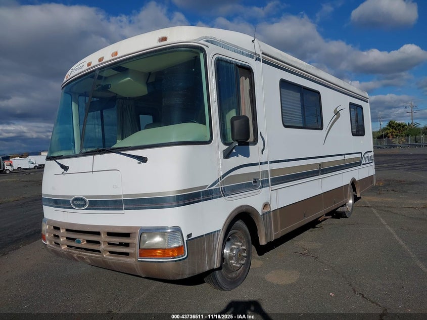 3FCLF53S2YJA07922 2000 FORD F550 photo no. 2