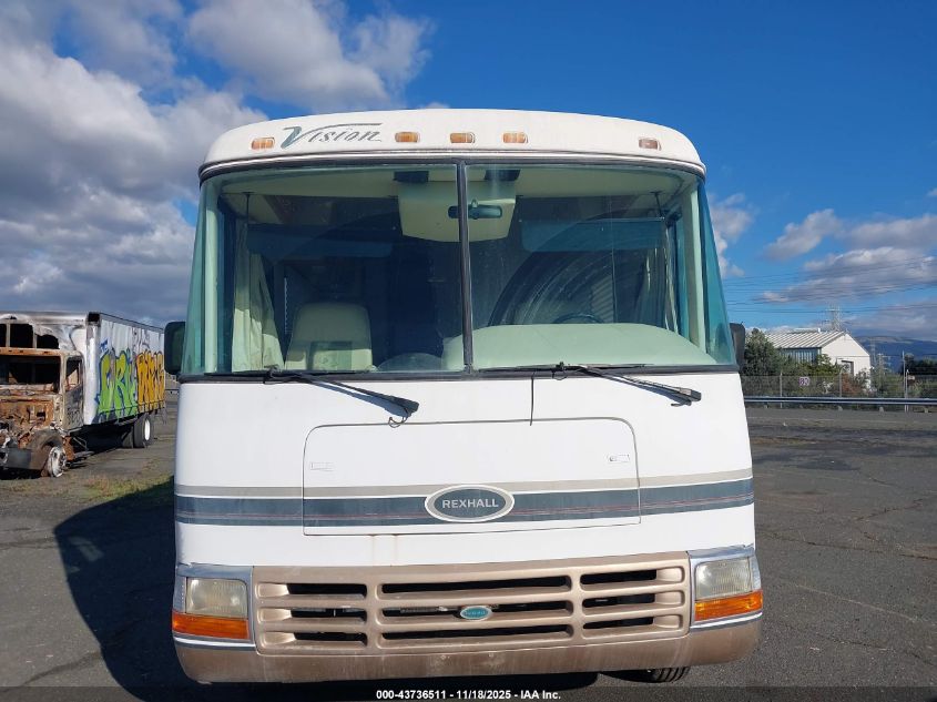 2000 Ford F550 Super Duty Stripped Chass VIN: 3FCLF53S2YJA07922 Lot: 43736511