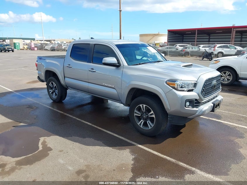 TOYOTA TACOMA SR5